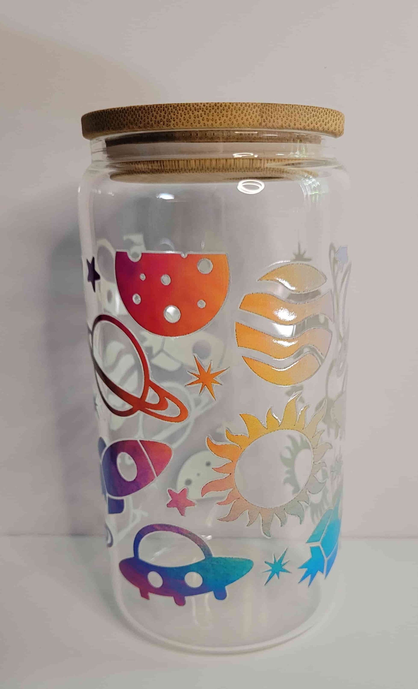 Verre 16 oz Planète Multicolor 2e à 50%