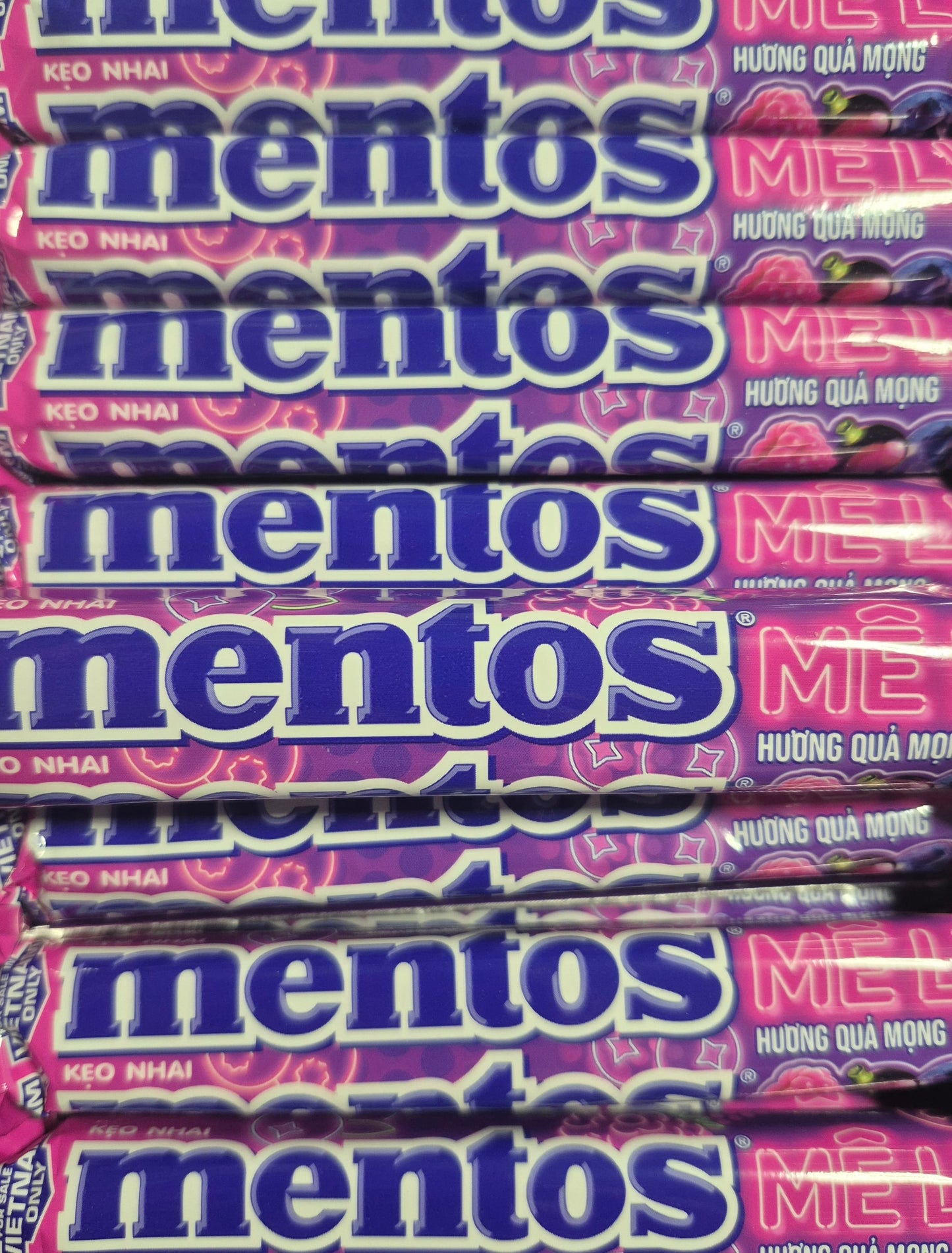 Mentos Berries Rolls 30g